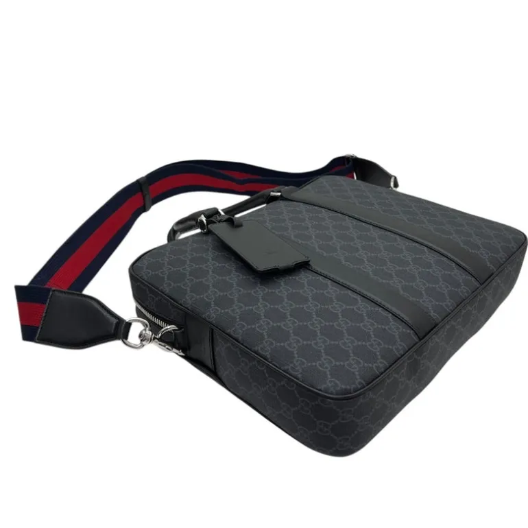 GUCCI PORTADOCUMENTI GG A TRACOLLA
