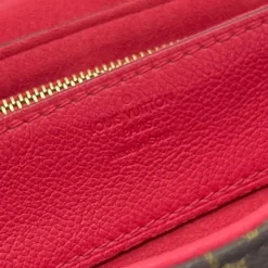 LOUIS VUITTON BORSA PALLAS CON CATENA