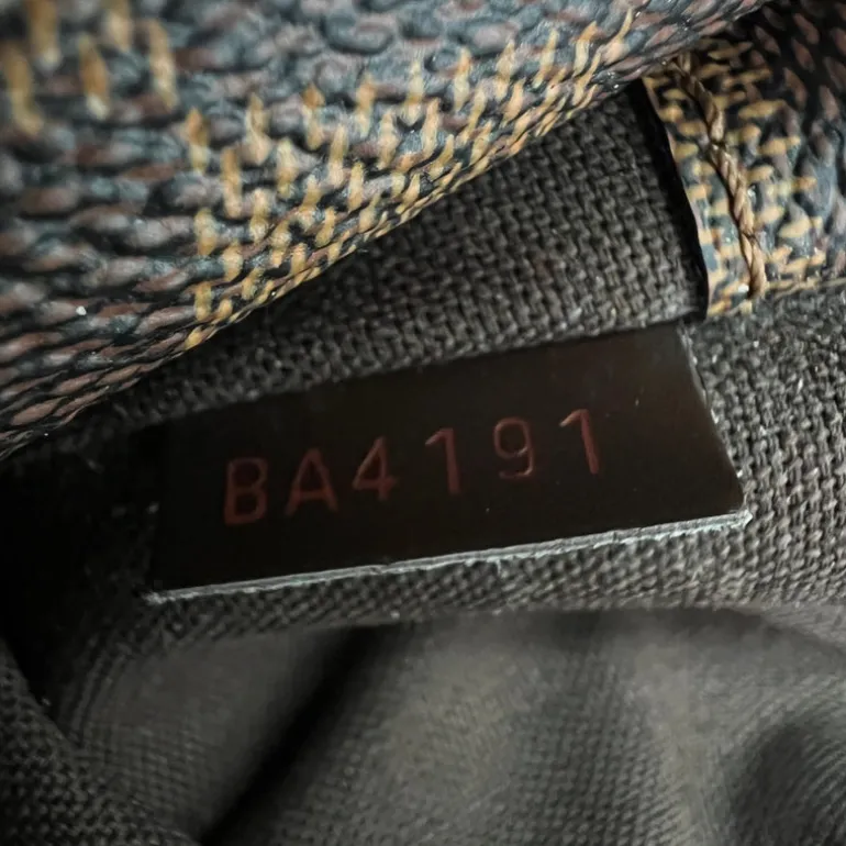 LOUIS VUITTON OLAV TRACOLLA DAMIER