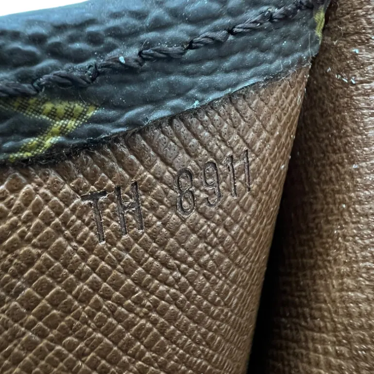 LOUIS VUITTON POCHETTE JOUR GM MONOGRAM