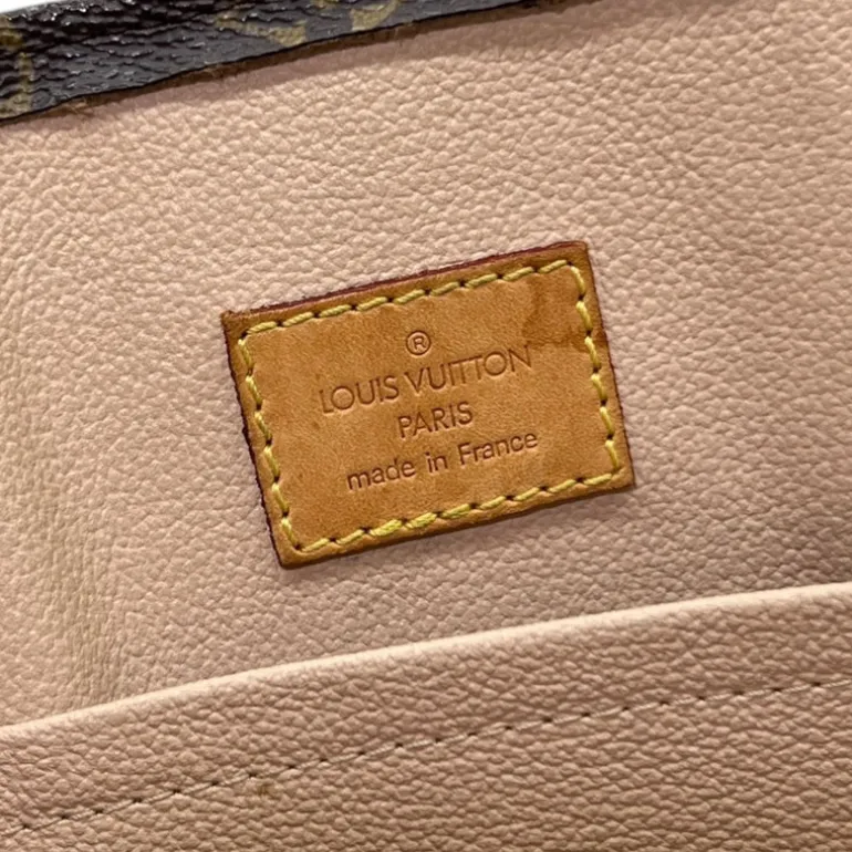 LOUIS VUITTON SAC PLAT