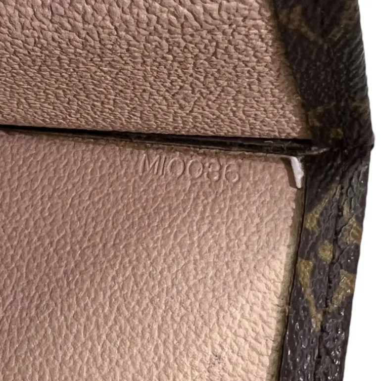 LOUIS VUITTON SAC PLAT