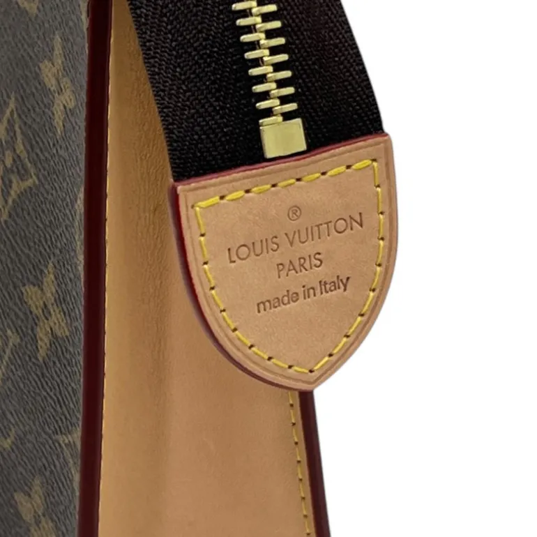 LOUIS VUITTON TROUSSE TOILETTE