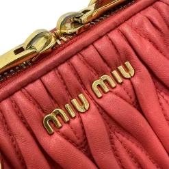 MIU MIU BORSA A TRACOLLA IN NAPPA GOFFRATA