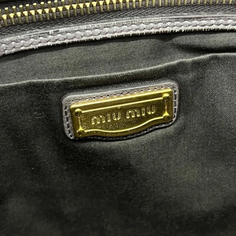 MIU MIU BORSA IN NAPPA GOFFRATA CON TRACOLLA